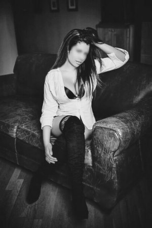 Louhana outcall escort in Maumelle